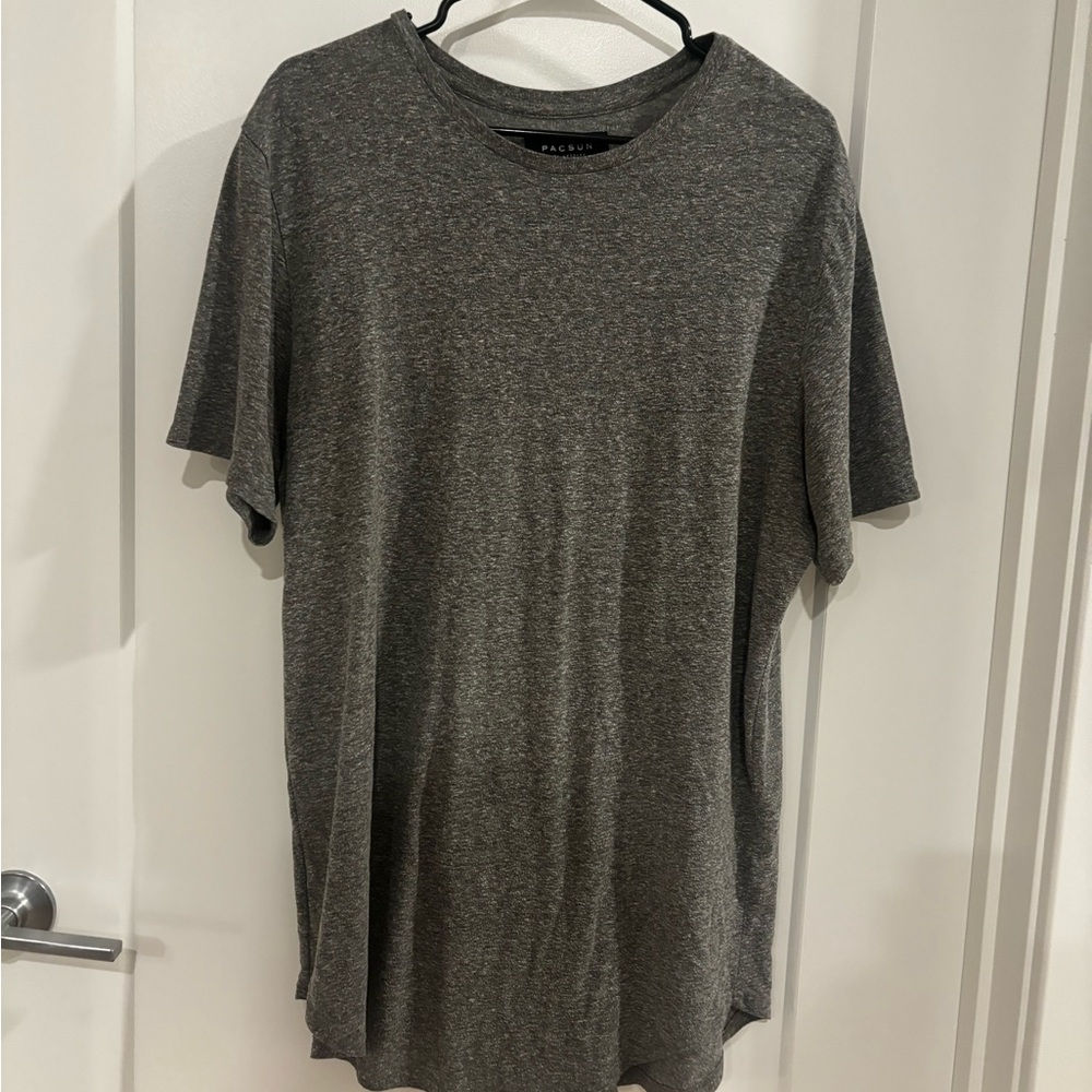 Grey PacSun scallop T size XL